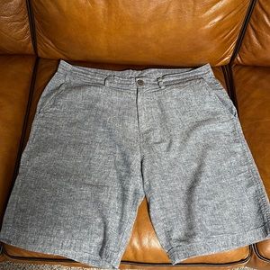 Patagonia men’s shorts size 35 very lightweight 55% hemp 45% cotton